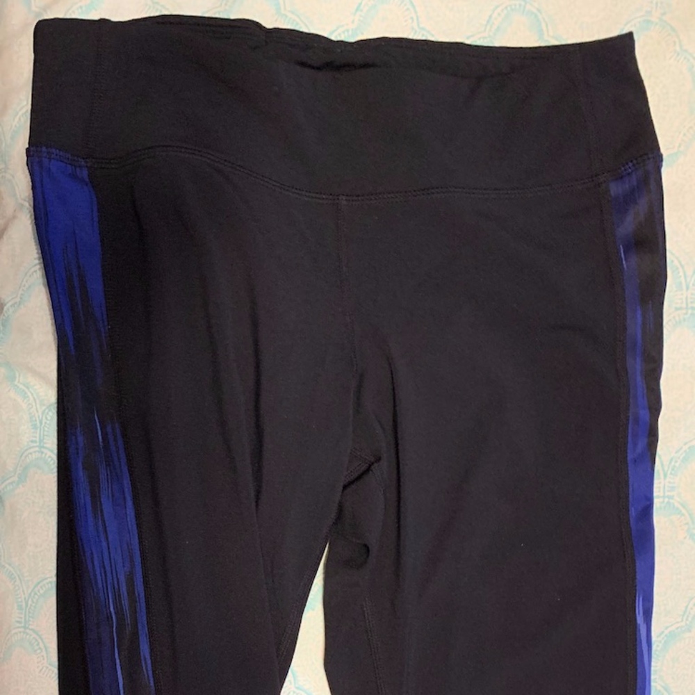 Gap. Fit Leggings